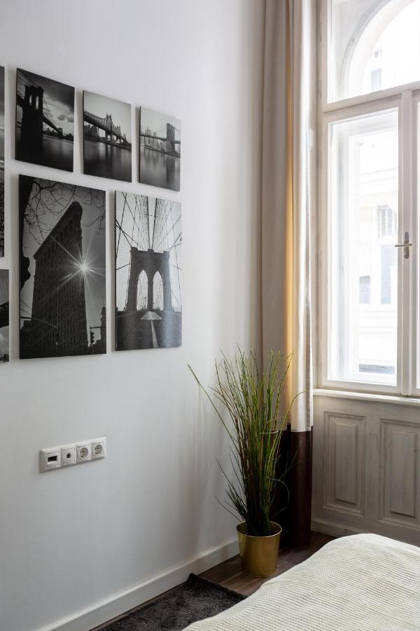 Vintage Downtown By Izabell Apartment Budapest